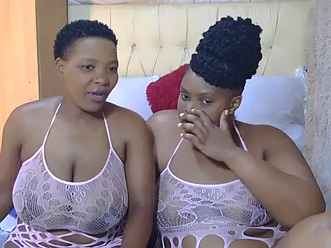 Snapshot of Xxxsluts chatting on October 28, 12:09 pm Xxxsluts online show from October 28, 12:09 pm