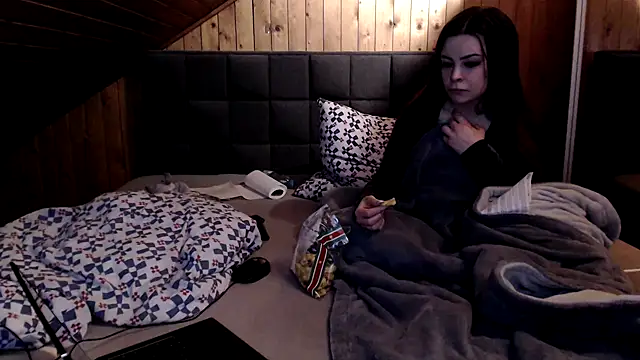 BoeseMoni1998 online show from February 16, 7:38 pm