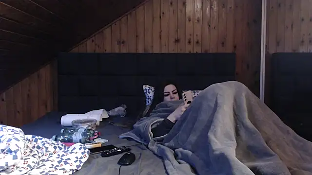 BoeseMoni1998 online show from March 20, 1:48 pm