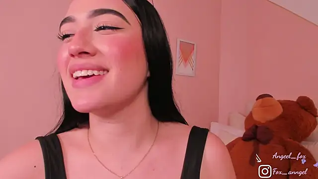 angeel fox online show from November 28, 5:21 am