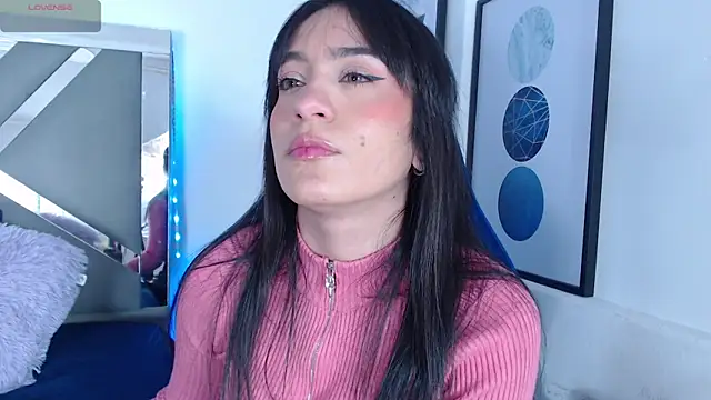 ZaraDames  online show from February 16, 6:21 am