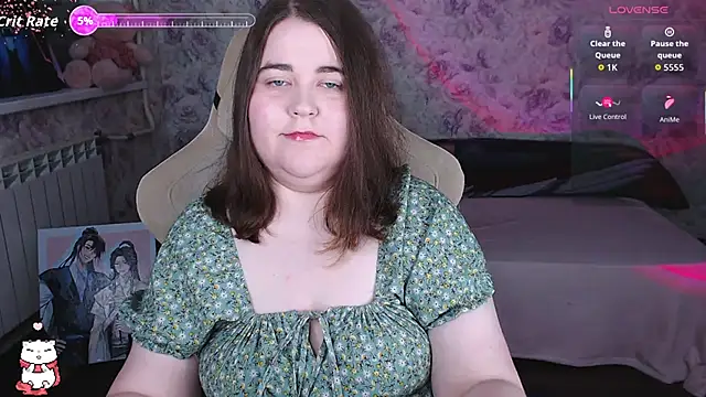 Estelle Hicks online show from June 6, 6:56 pm