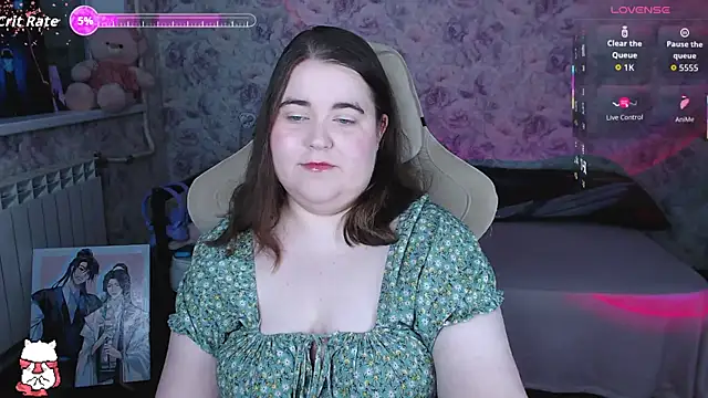 Estelle Hicks online show from June 23, 7:34 pm