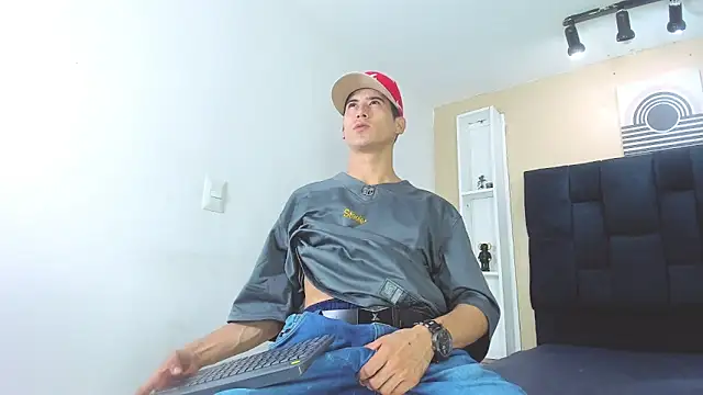 Snapshot of Jhonn_Rhyss chatting on January 4, 2:46 am Jhonn Rhyss online show from January 4, 2:46 am