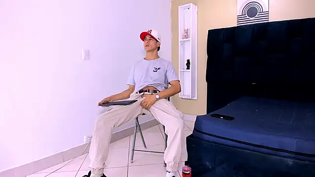 Snapshot of Jhonn_Rhyss chatting on March 3, 1:42 am Jhonn Rhyss online show from March 3, 1:42 am