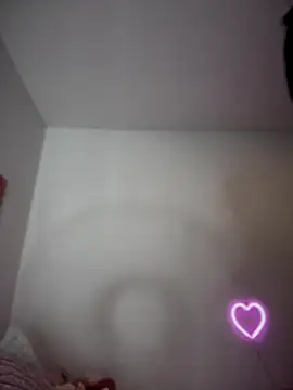 Snapshot of KatteWise chatting on November 25, 12:32 am KatteWise online show from November 25, 12:32 am