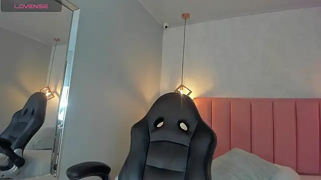 Snapshot of SUNNYCYRUS chatting on October 25, 12:34 pm SUNNYCYRUS online show from October 25, 12:34 pm