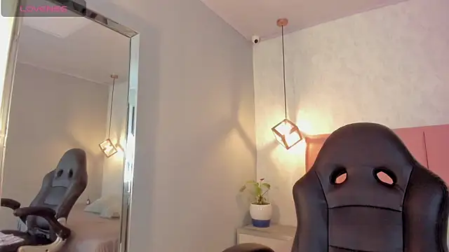 Snapshot of SUNNYCYRUS chatting on October 30, 12:28 pm SUNNYCYRUS online show from October 30, 12:28 pm