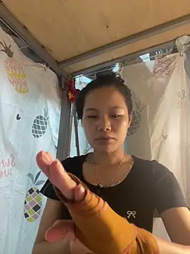 Snapshot of Be-MyMy chatting on September 30, 1:05 pm Be-MyMy online show from September 30, 1:05 pm