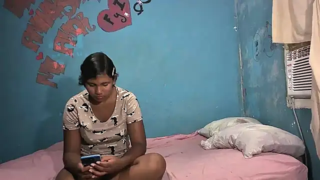 Sweetiefoxxx online show from January 12, 2:09 pm