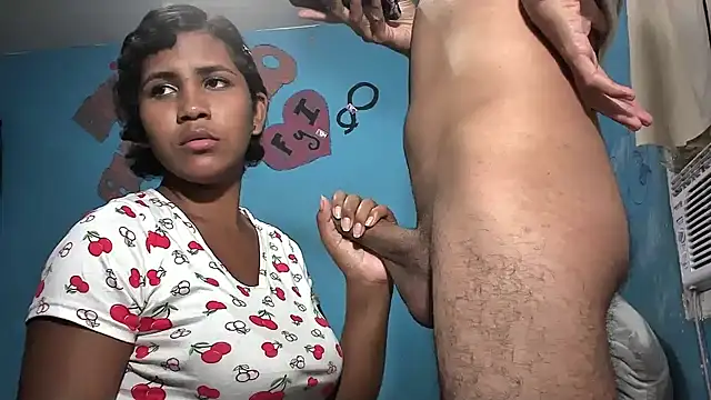 Sweetiefoxxx online show from January 24, 12:09 am