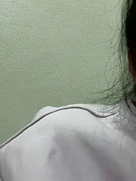 Snapshot of minmin2kk5 chatting on January 20, 1:18 am minmin2kk5 online show from January 20, 1:18 am