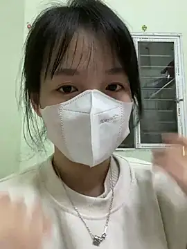 Snapshot of minmin2kk5 chatting on February 17, 1:04 am minmin2kk5 online show from February 17, 1:04 am
