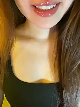 minmin2kk5 online show from April 30, 3:51 pm