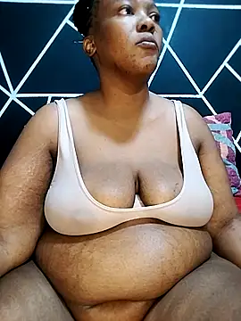Snapshot of YummyChocolatexx2 chatting on July 22, 11:46 am YummyChocolatexx2 online show from July 22, 11:46 am
