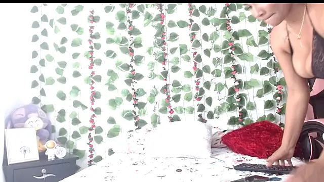 camilavagina24 online show from November 4, 6:51 pm