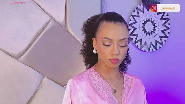 Nahomi King online show from February 24, 1:10 pm