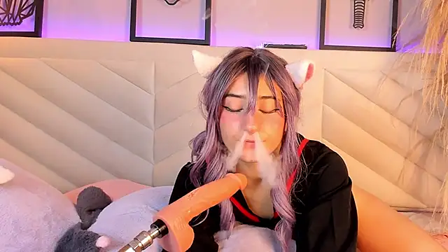 miia  baker online show from February 17, 6:15 pm