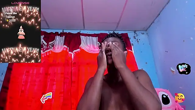 Snapshot of Sandyhamilttoon chatting on November 1, 5:04 pm Sandyhamilttoon online show from November 1, 5:04 pm