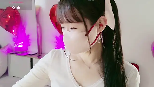 Snapshot of aaanyan chatting on February 15, 4:03 am aaanyan online show from February 15, 4:03 am