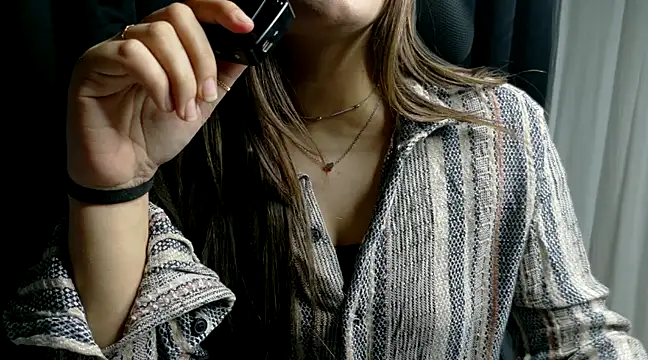 demieliss online show from March 11, 7:03 pm