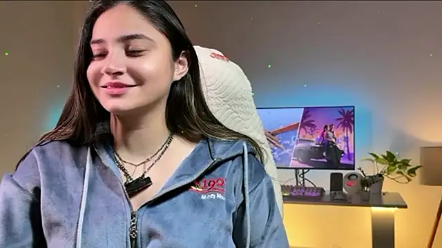 demieliss online show from January 11, 6:35 pm