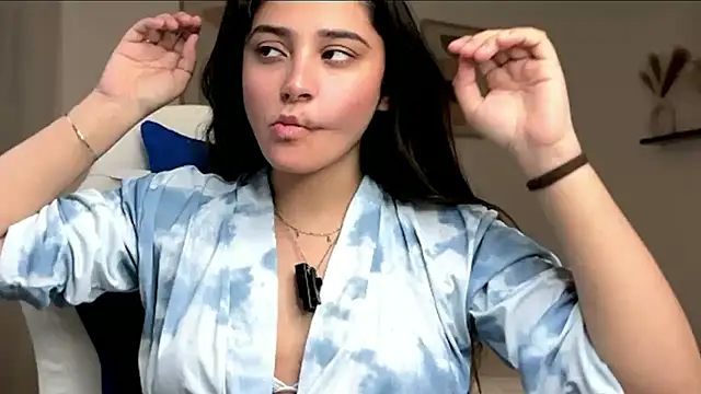 Snapshot of demieliss chatting on March 18, 9:51 pm demieliss online show from March 18, 9:51 pm