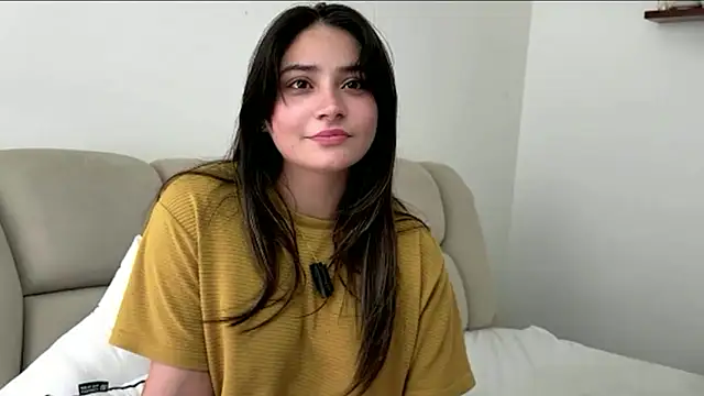 Snapshot of demieliss chatting on April 16, 8:48 am demieliss online show from April 16, 8:48 am
