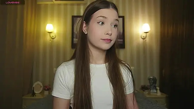 Snapshot of _Eva_Lee chatting on October 6, 8:17 pm Eva Lee online show from October 6, 8:17 pm