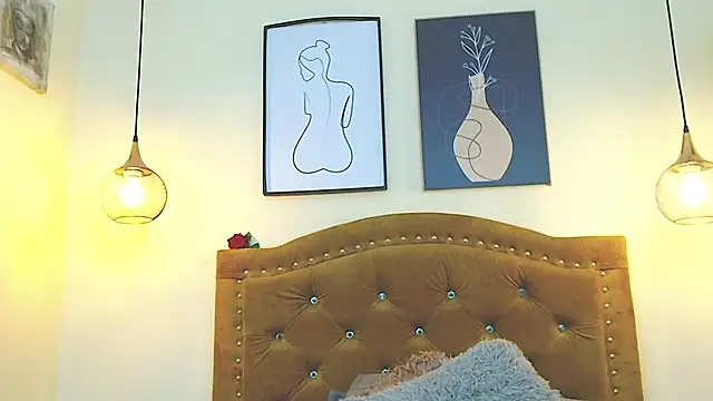 Shantal Joness online show from February 20, 1:13 am