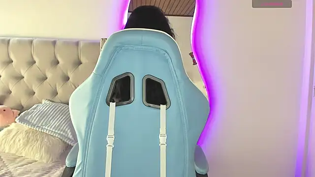 Violet Rost online show from December 12, 2:33 pm