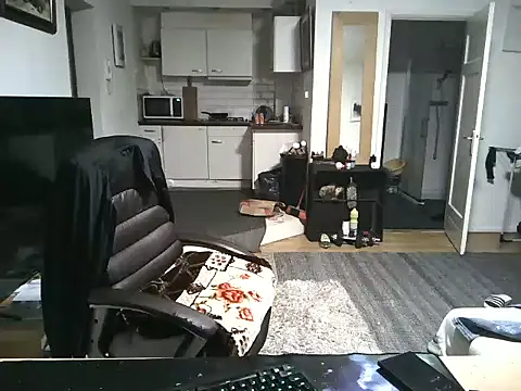 mihaimichael online show from March 10, 5:33 am