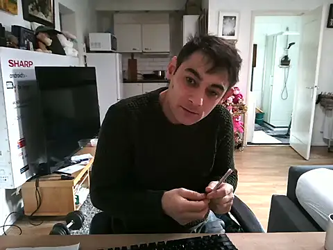 mihaimichael online show from December 15, 1:48 pm