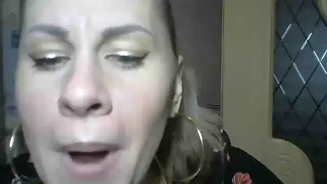 TherestlessKitty online show from March 5, 9:05 am