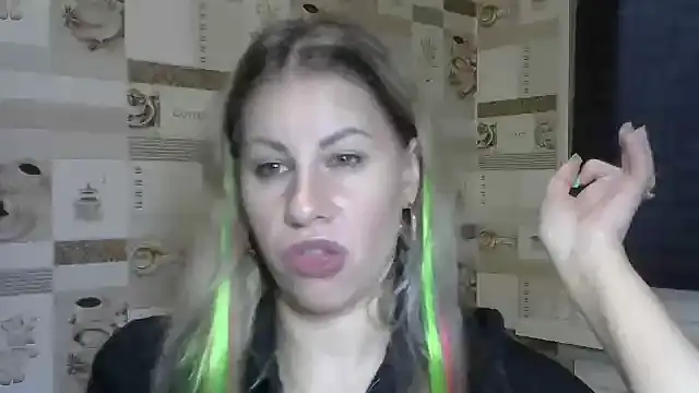 TherestlessKitty online show from September 19, 6:04 am