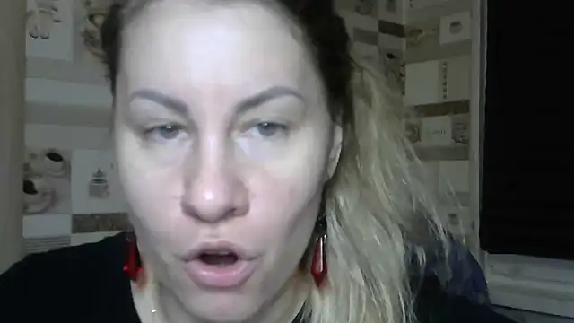 TherestlessKitty online show from December 16, 10:37 pm