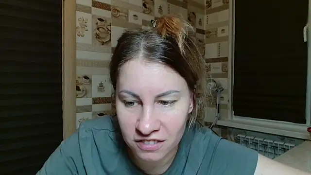 Snapshot of TherestlessKitty chatting on May 23, 10:36 pm TherestlessKitty online show from May 23, 10:36 pm