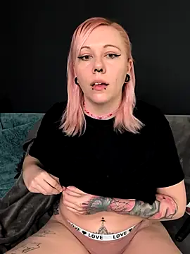 nora the strange online show from March 10, 11:04 am