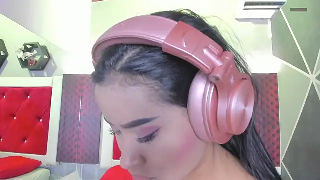Karoll014 online show from April 27, 11:52 am
