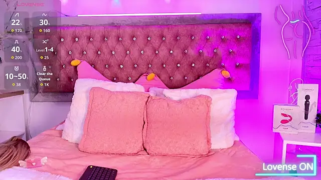 Tayzon Foxxx online show from October 23, 12:48 pm