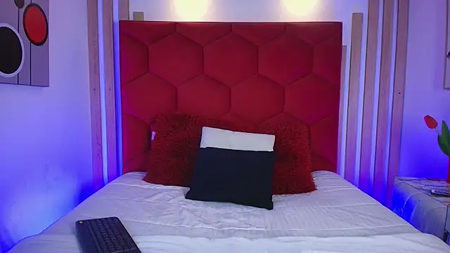 Tayzon Foxxx online show from July 9, 9:19 pm