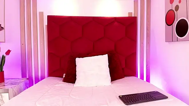 Tayzon Foxxx online show from July 27, 8:27 pm