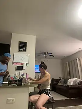 Snapshot of Smashersjk chatting on February 7, 4:59 am Smashersjk online show from February 7, 4:59 am