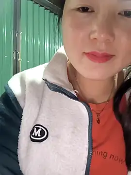Snapshot of Sweetlove_77 chatting on December 31, 6:16 am Sweetlove 77 online show from December 31, 6:16 am