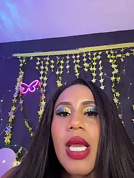 Snapshot of AlisonHoot69 chatting on November 8, 10:08 pm AlisonHoot69 online show from November 8, 10:08 pm