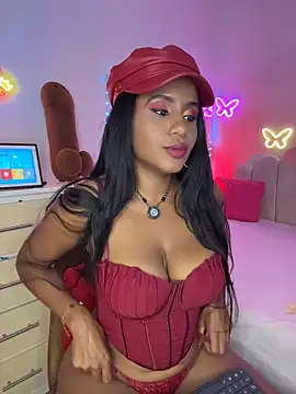 AlisonHoot69 online show from July 21, 11:40 pm