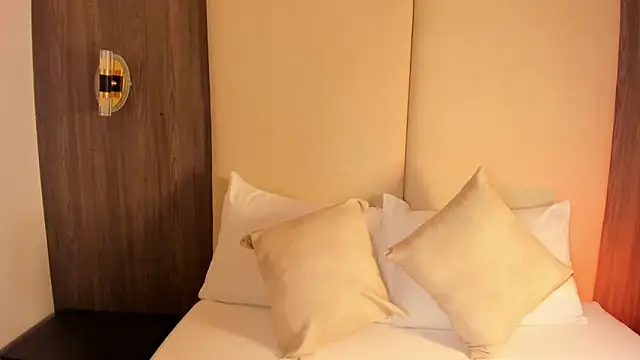 nicky peyton online show from February 25, 2:54 am