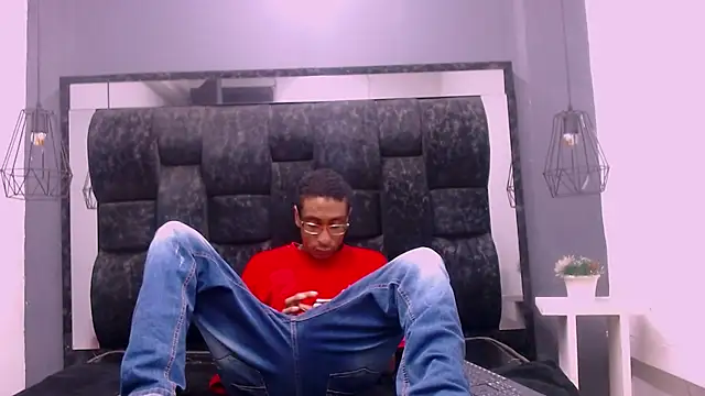 Snapshot of Jose_Smoke chatting on March 2, 8:16 am Jose Smoke online show from March 2, 8:16 am