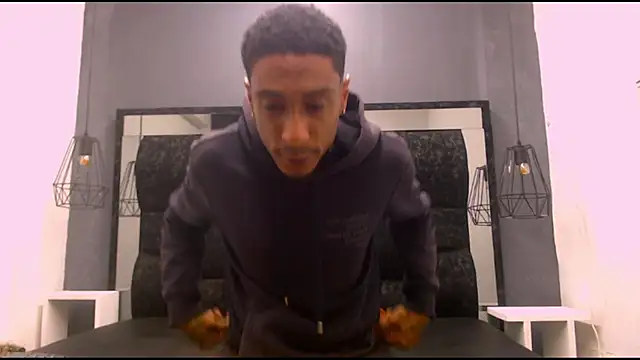 Snapshot of Jose_Smoke chatting on September 18, 3:08 am Jose Smoke online show from September 18, 3:08 am