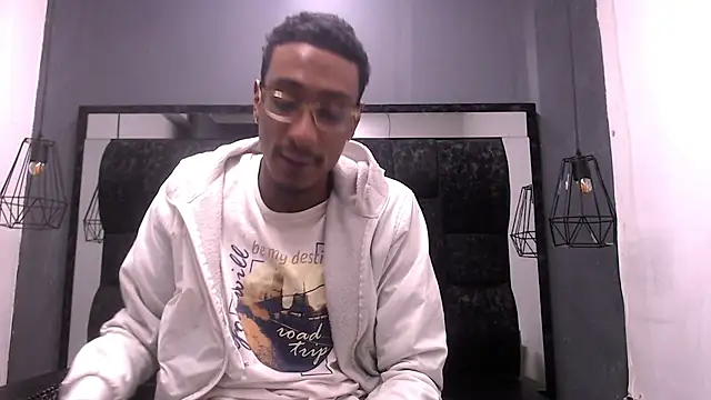 Snapshot of Jose_Smoke chatting on October 23, 10:14 am Jose Smoke online show from October 23, 10:14 am